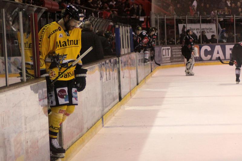Amiens  1 - 5 Rouen