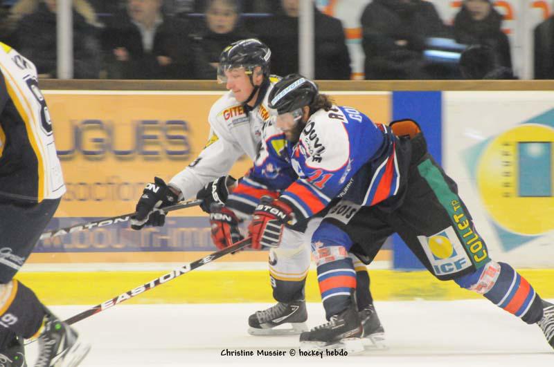 Caen  2 - 4 Chamonix 