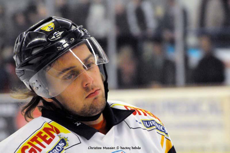 Caen  2 - 4 Chamonix 