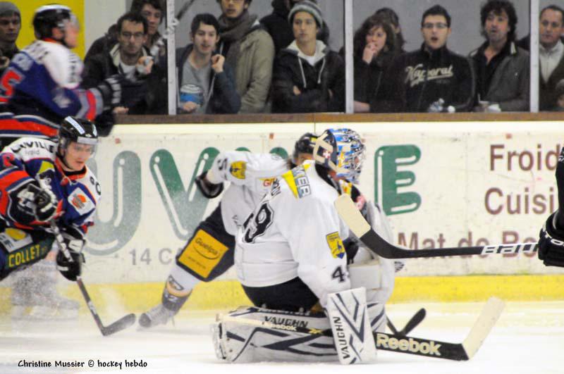 Caen  2 - 4 Chamonix 