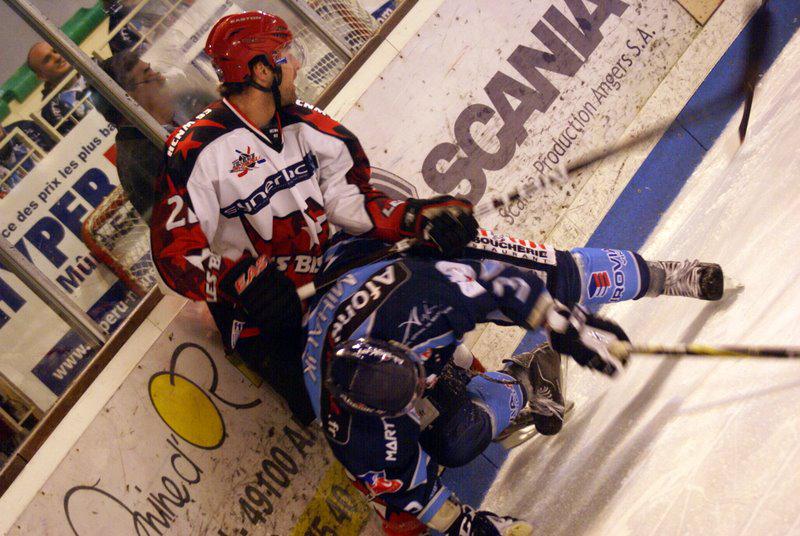 Angers  3 - 1 Neuilly/Marne