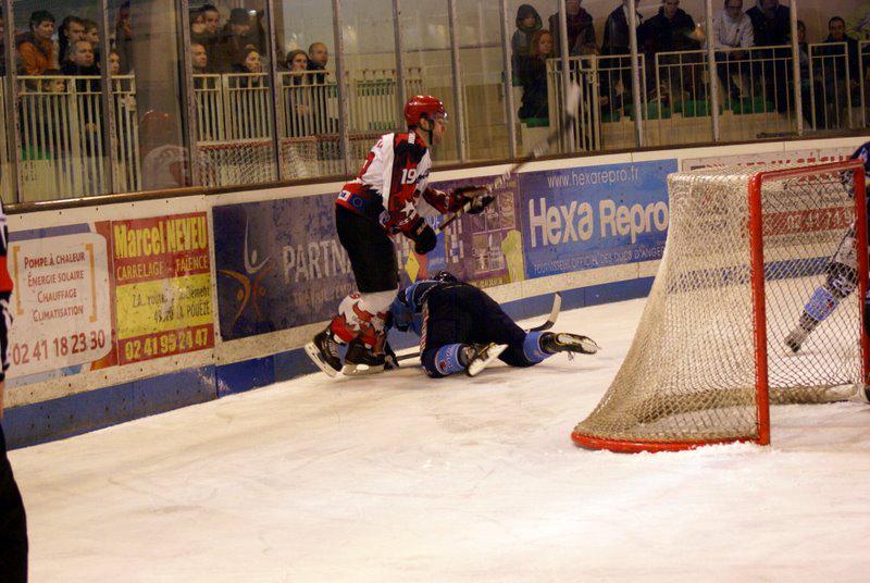 Angers  3 - 1 Neuilly/Marne