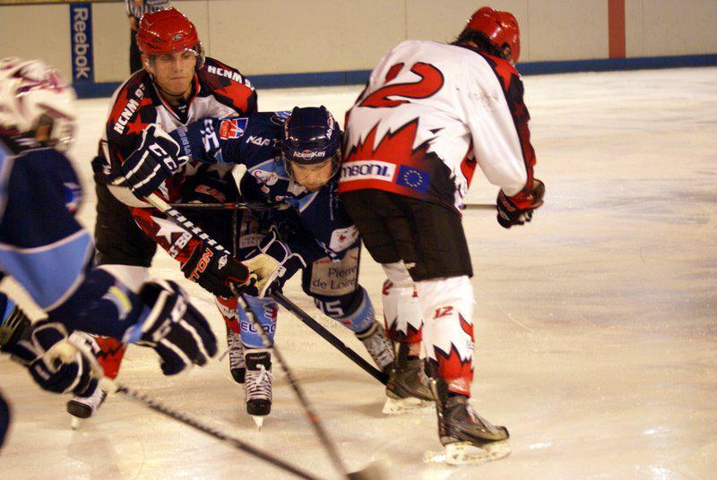 Angers  3 - 1 Neuilly/Marne