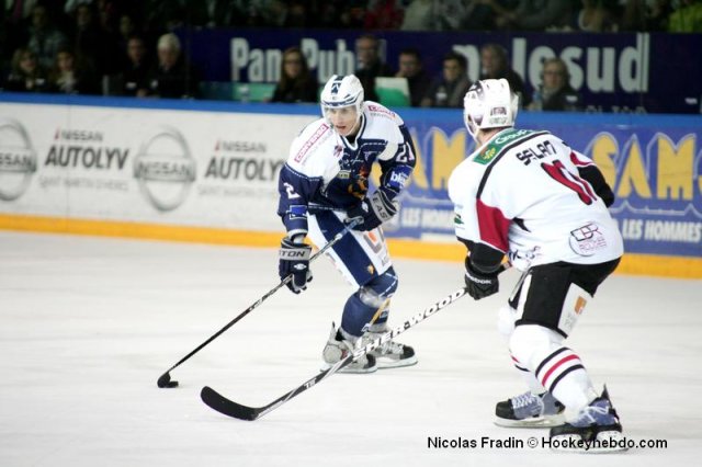 Photo hockey match Grenoble  - Briançon  le 02/12/2011