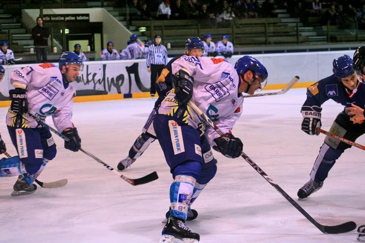 Mont-Blanc 2 - 6 Dijon 