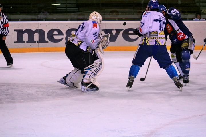Mont-Blanc 2 - 6 Dijon 