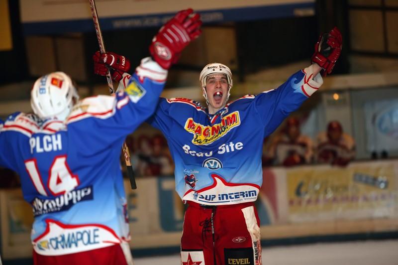 Epinal  4 - 3 Briançon 