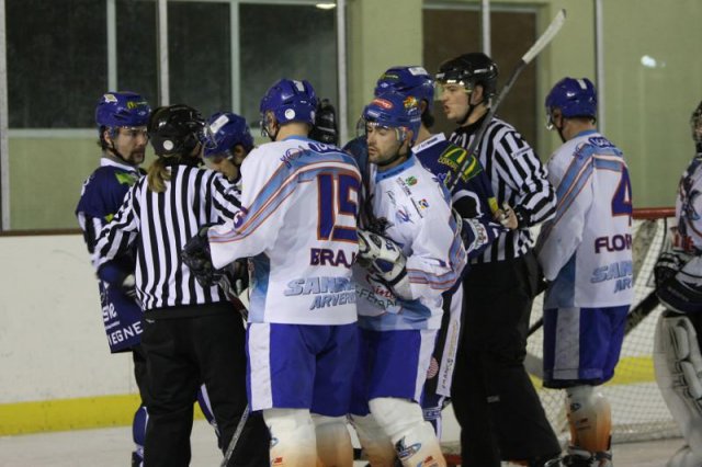 Photo hockey match Compiègne - Clermont-Ferrand le 03/12/2011