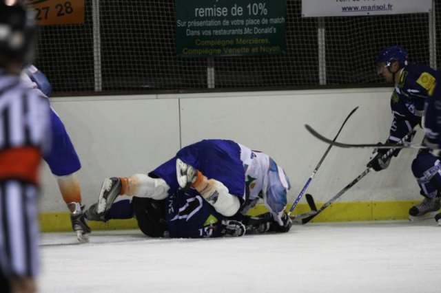 Photo hockey match Compiègne - Clermont-Ferrand le 03/12/2011