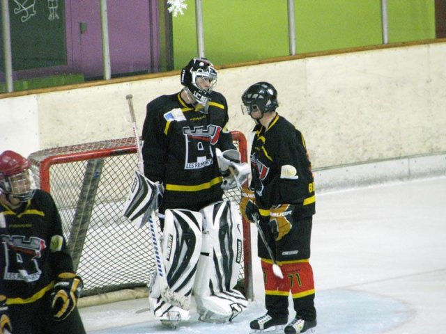 Photo hockey match Besançon - Châlons-en-Champagne le 10/12/2011