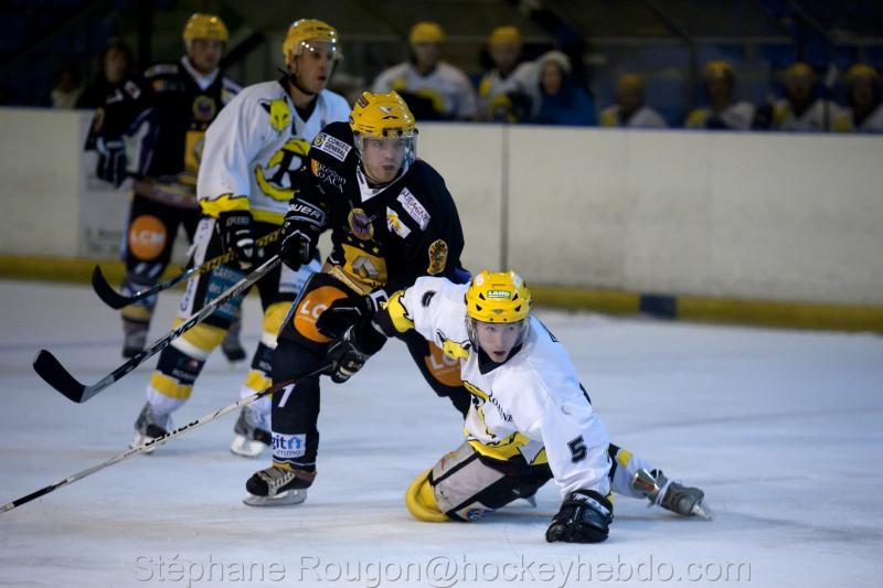 Aubagne 4 - 2 Roanne