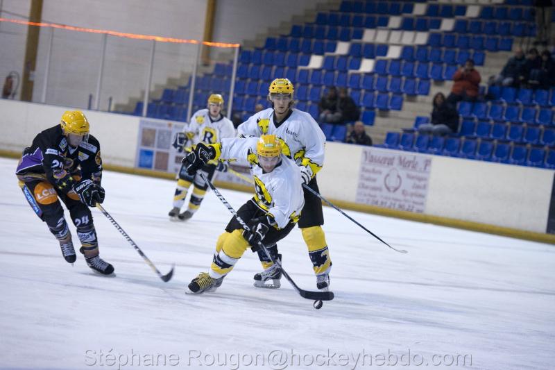 Aubagne 4 - 2 Roanne