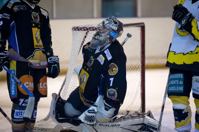 Aubagne 4 - 2 Roanne