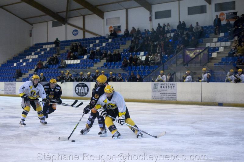 Aubagne 4 - 2 Roanne