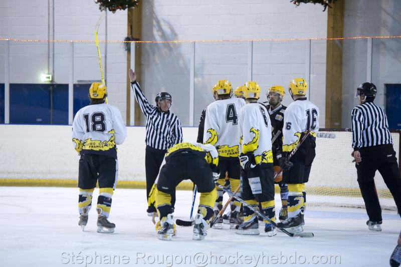 Aubagne 4 - 2 Roanne