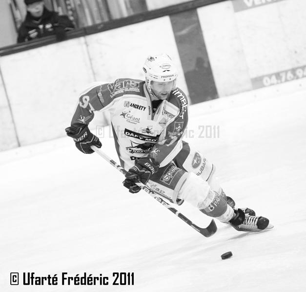 Villard-de-Lans 3 - 4 Gap 