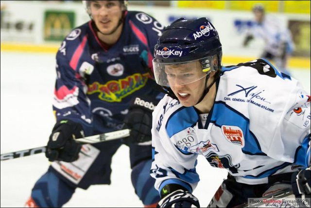 Photo hockey match Epinal  - Angers  le 10/12/2011