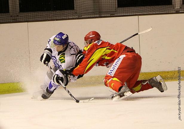 Orléans 4 - 6 Compiègne