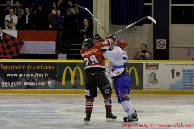 Photo hockey match Mulhouse - Lyon le 17/12/2011