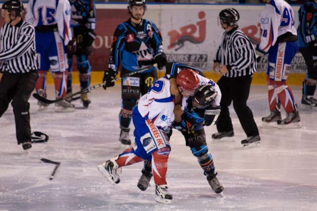 Photo hockey match Tours  - Asnières le 17/12/2011