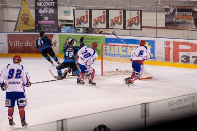 Photo hockey match Tours  - Asnières le 17/12/2011