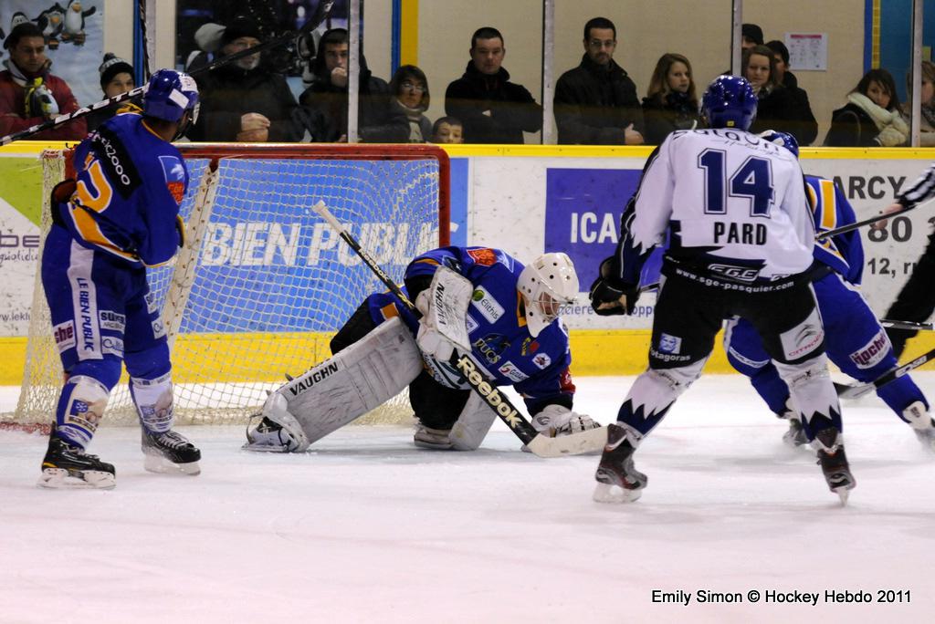 Dijon  5 - 1 Brest 