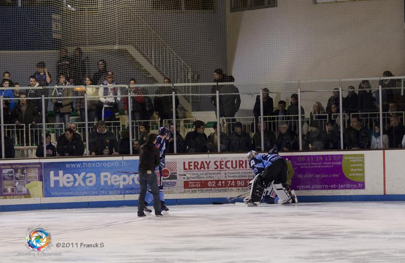 Angers  2 - 4 Caen 
