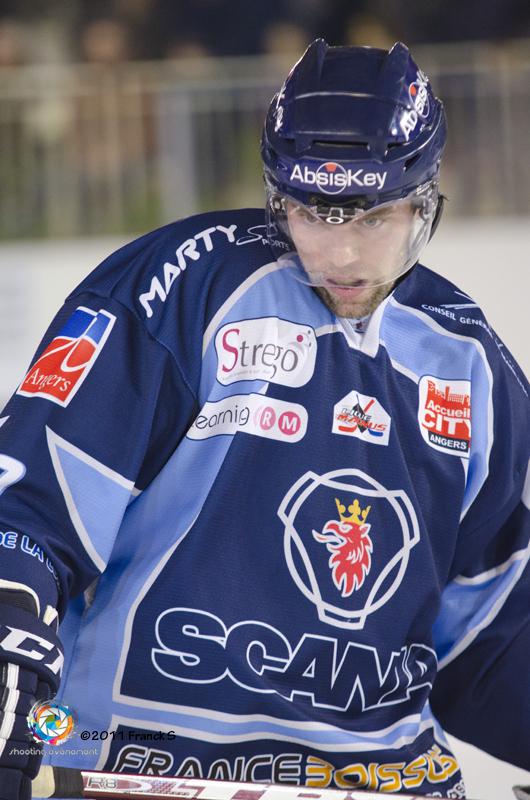 Angers  2 - 4 Caen 