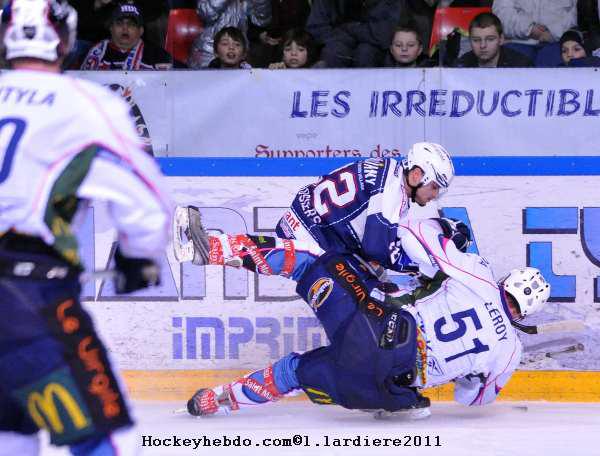 Grenoble  4 - 5 Epinal 