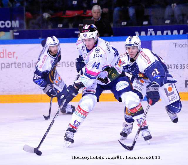 Grenoble  4 - 5 Epinal 