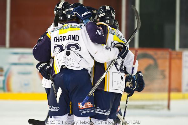 Strasbourg  2 - 3 Chamonix 