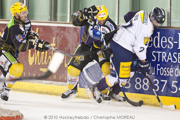 Strasbourg  2 - 3 Chamonix 