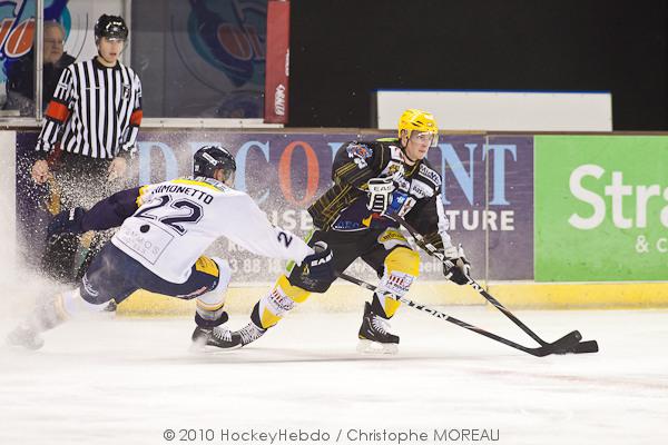 Strasbourg  2 - 3 Chamonix 