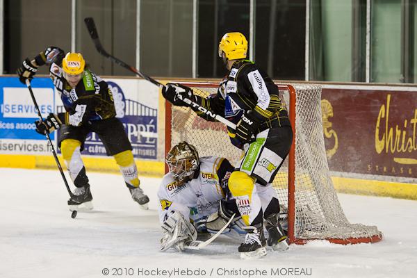 Strasbourg  2 - 3 Chamonix 