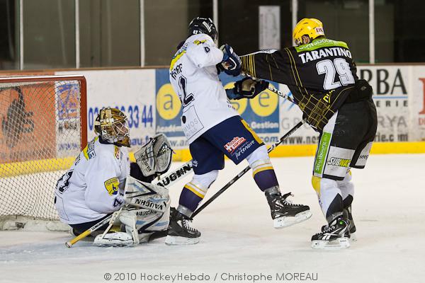 Strasbourg  2 - 3 Chamonix 