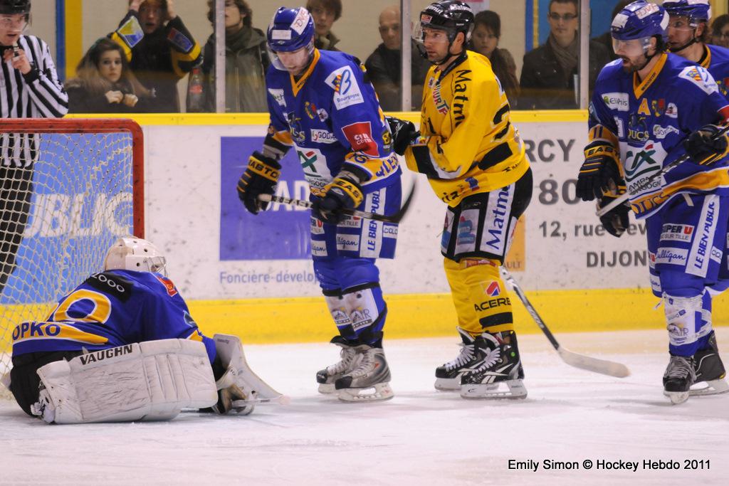 Dijon  3 - 5 Rouen