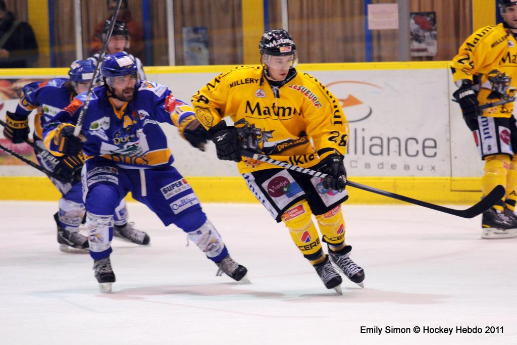 Dijon  3 - 5 Rouen