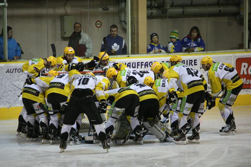 Chamonix  6 - 3 Strasbourg 