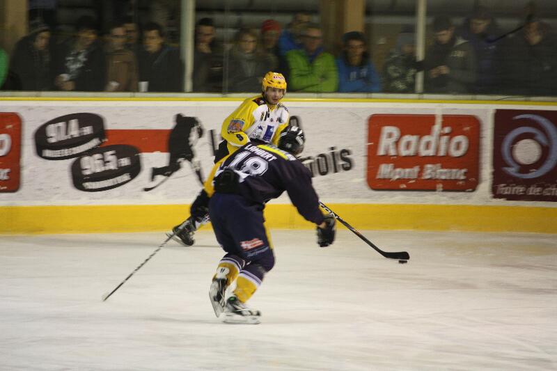 Chamonix  6 - 3 Strasbourg 
