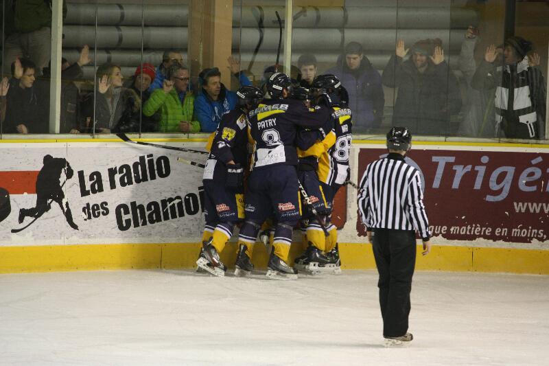 Chamonix  6 - 3 Strasbourg 