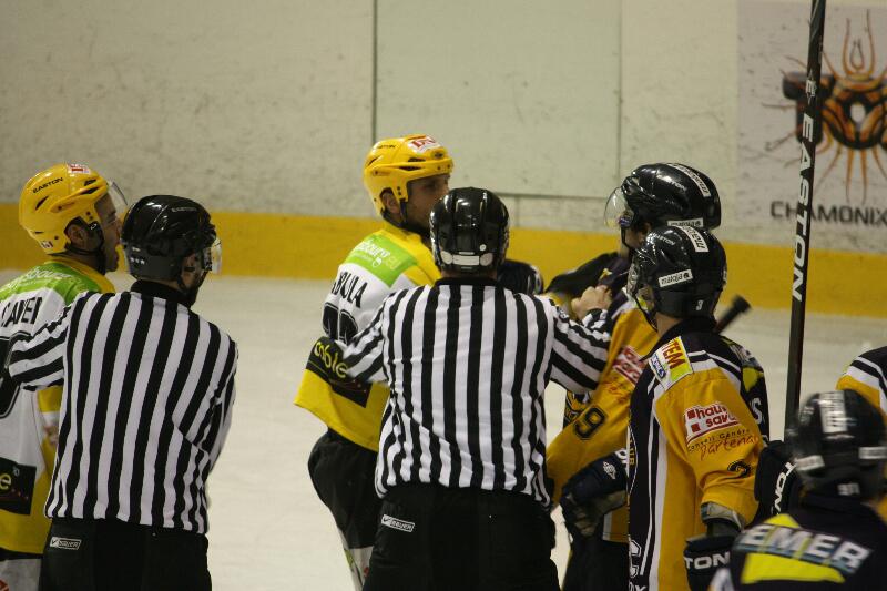 Chamonix  6 - 3 Strasbourg 