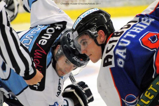 Photo hockey match Caen  - Angers  le 30/12/2011