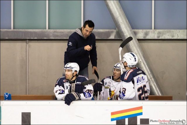 Photo hockey match Epinal  - Grenoble  le 30/12/2011