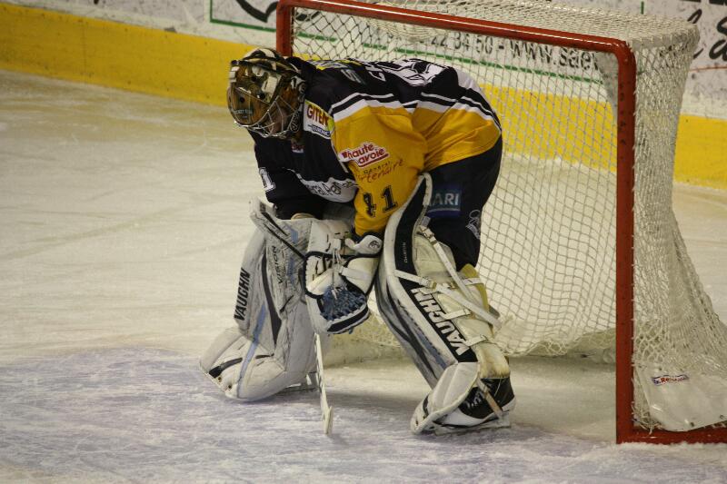 Chamonix  2 - 6 Rouen
