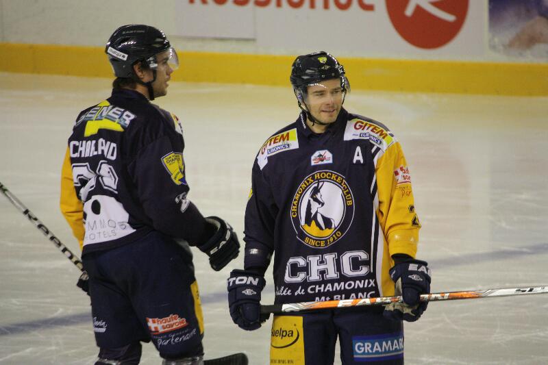 Chamonix  2 - 6 Rouen