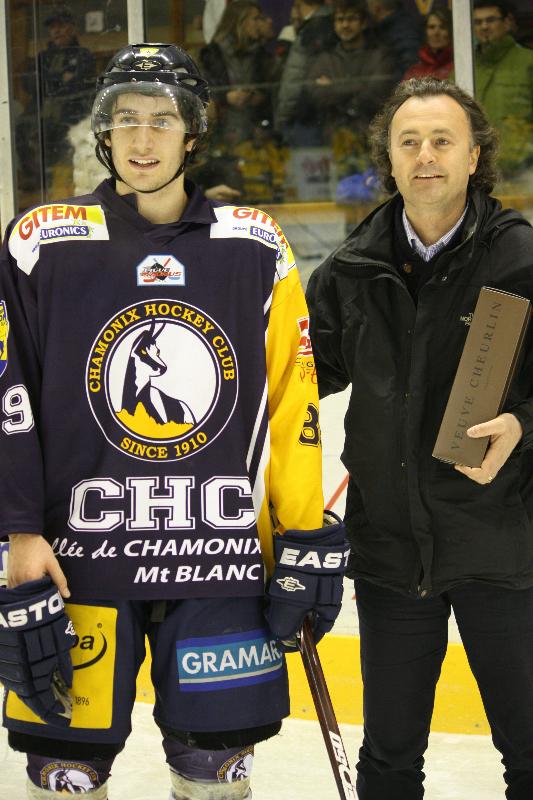 Chamonix  2 - 6 Rouen