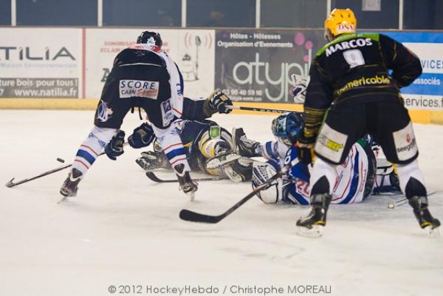 Photo hockey match Strasbourg  - Caen  le 06/01/2012