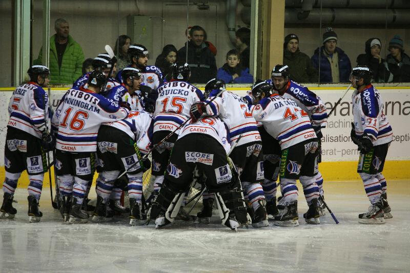 Chamonix  4 - 2 Caen 