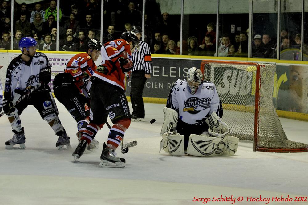 Mulhouse 2 - 3 Brest 