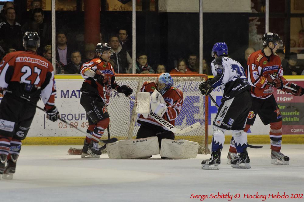 Mulhouse 2 - 3 Brest 